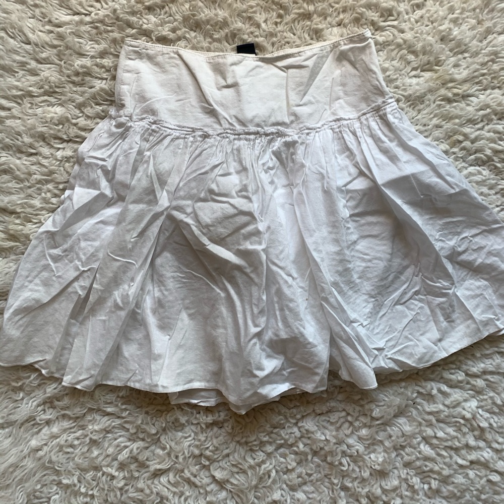 white skater skirt